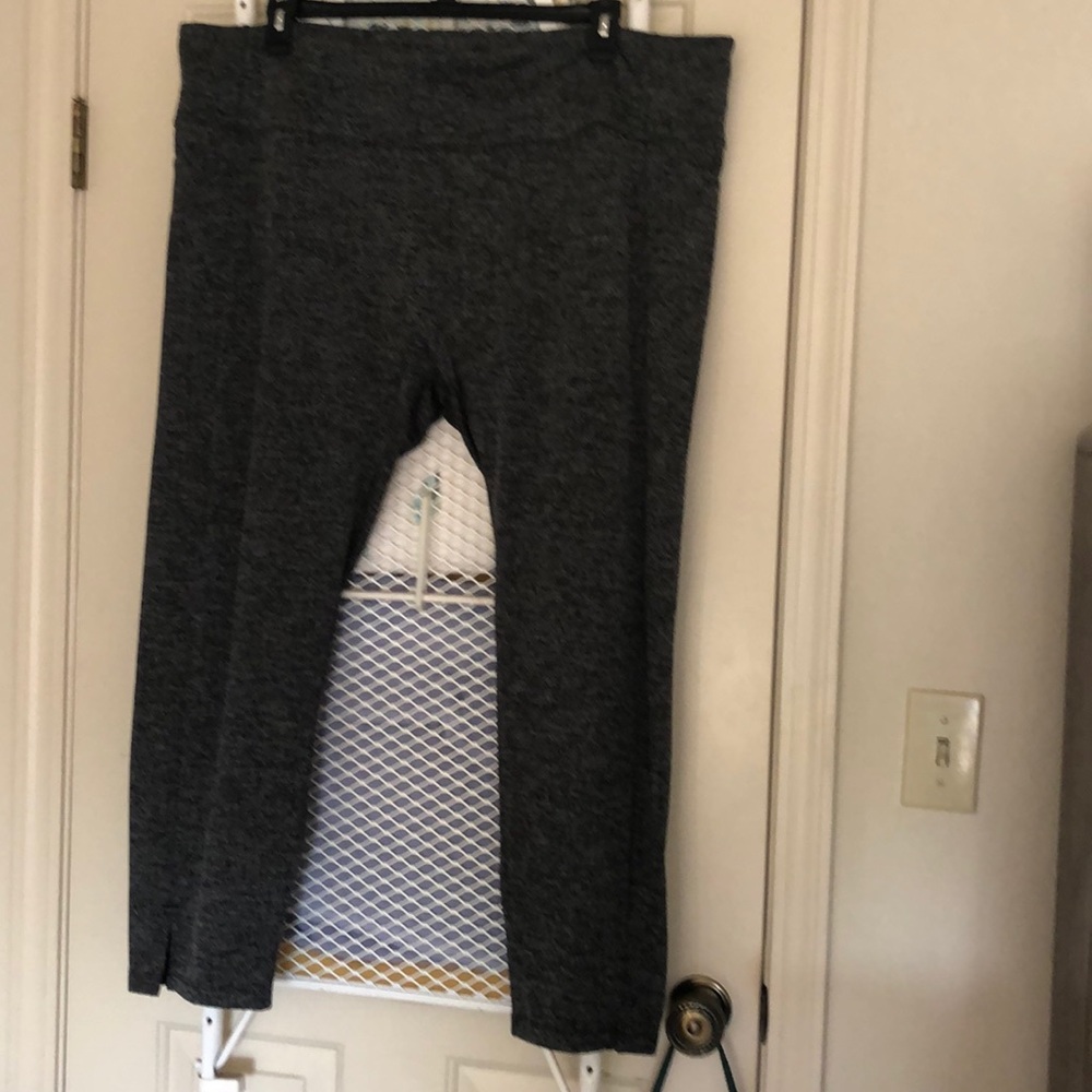 Athleta leggings.